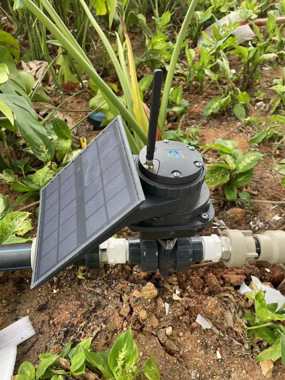 Sistema de irrigação de jardim solar inteligente baseado em IoT/LoRa/4G